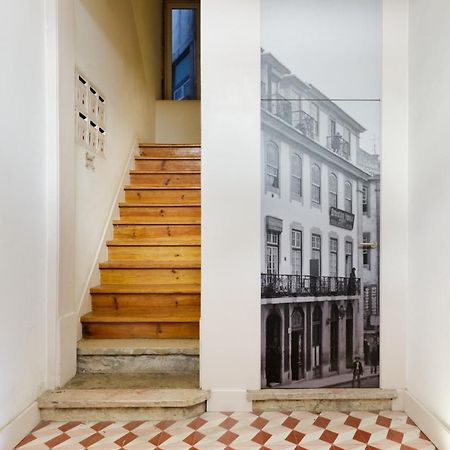 Alfama Sophisticate Flat With Balconies 2Bedrs 2Baths & Ac In 19Th Century Building Historic Center Lejlighed Lisboa Eksteriør billede